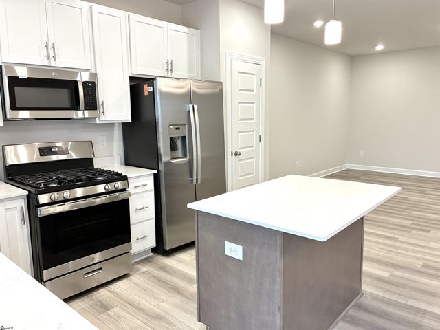 1440 Johnstone Drive, Reidville, SC 29375