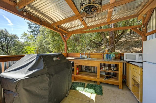 333 Pine St, Colfax, CA 95713