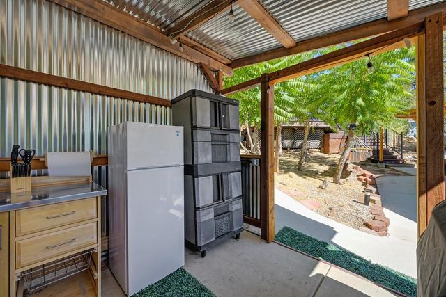 333 Pine St, Colfax, CA 95713