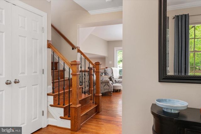 305 CHARLES HALL DR, Millersville, MD 21108