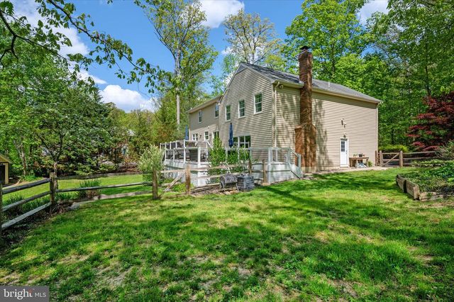 305 CHARLES HALL DR, Millersville, MD 21108
