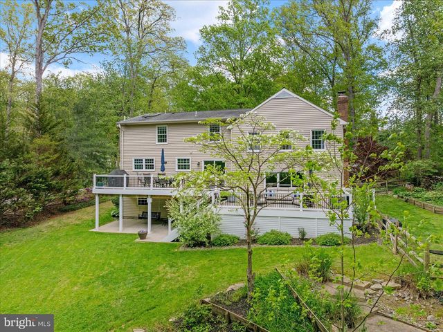 305 CHARLES HALL DR, Millersville, MD 21108