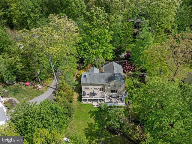 305 CHARLES HALL DR, Millersville, MD 21108