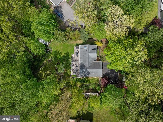 305 CHARLES HALL DR, Millersville, MD 21108