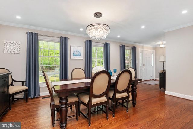 305 CHARLES HALL DR, Millersville, MD 21108