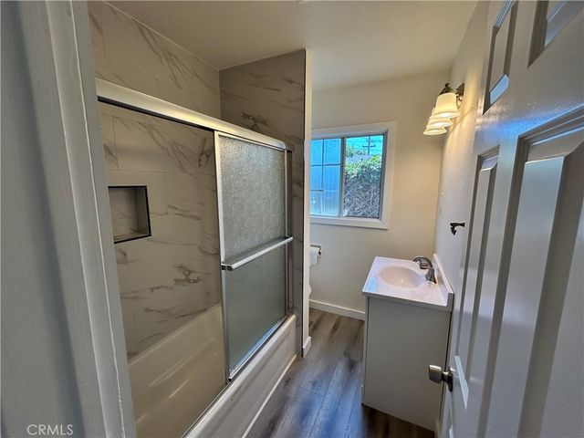 8160 Victoria A, South Gate, CA 90280