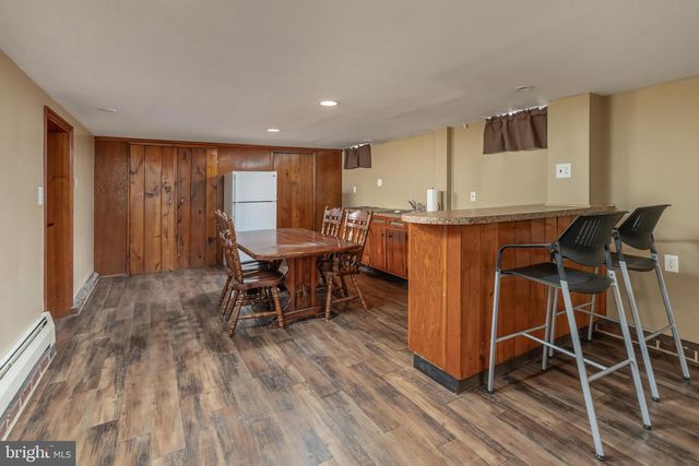 303 MAIN ST, Mantua, NJ 08051