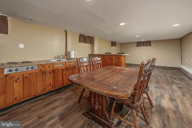 303 MAIN ST, Mantua, NJ 08051