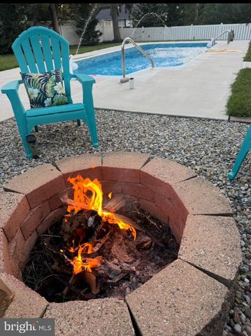 303 MAIN ST, Mantua, NJ 08051