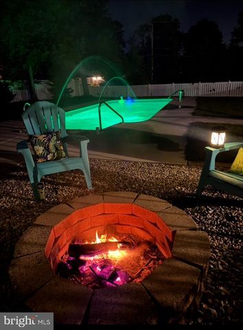 303 MAIN ST, Mantua, NJ 08051