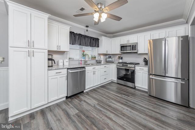 303 MAIN ST, Mantua, NJ 08051