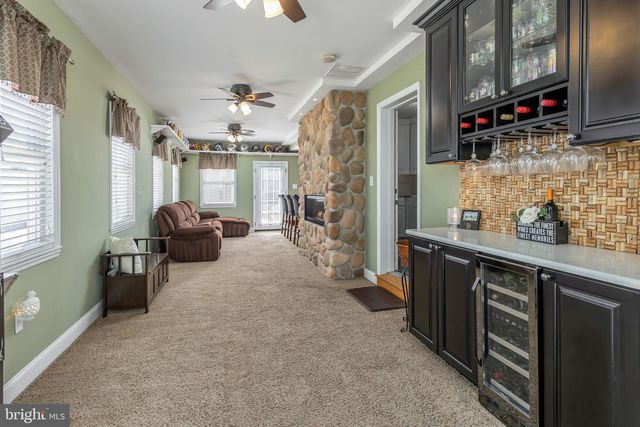 303 MAIN ST, Mantua, NJ 08051