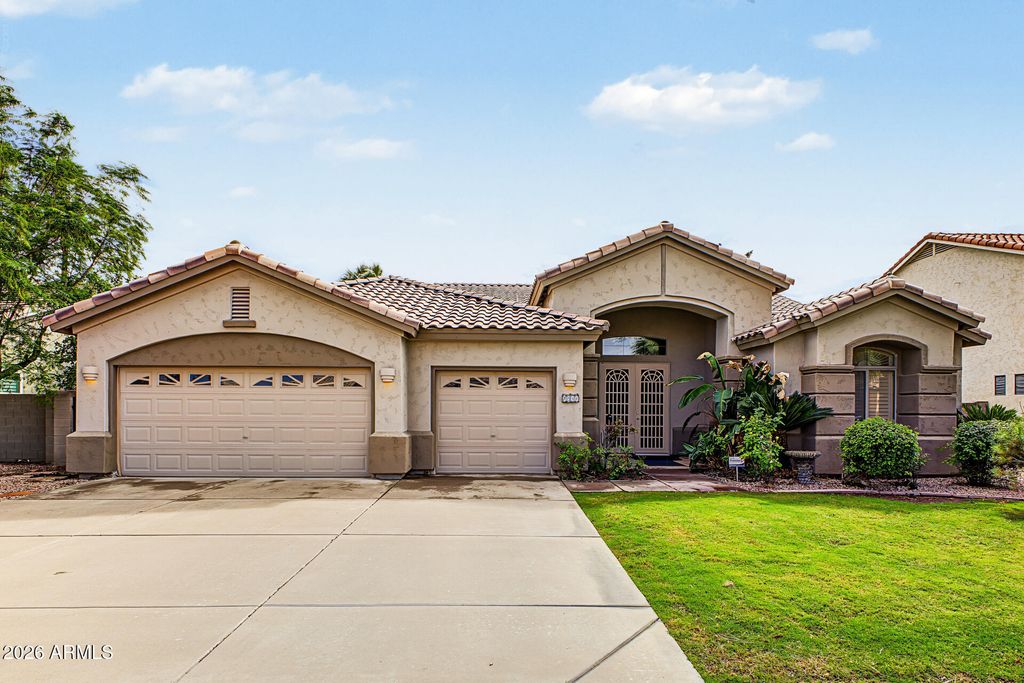 2841 E RANCH Court, Gilbert, AZ 85296 — exterior