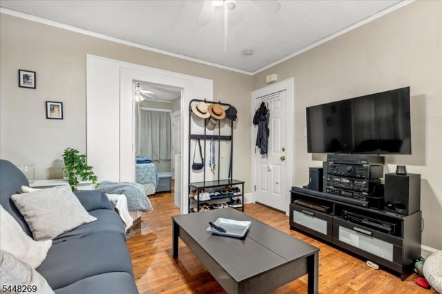 677 Willow Ave, Garwood Boro, NJ 07027