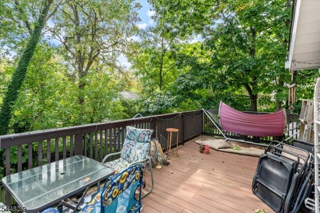 677 Willow Ave, Garwood Boro, NJ 07027