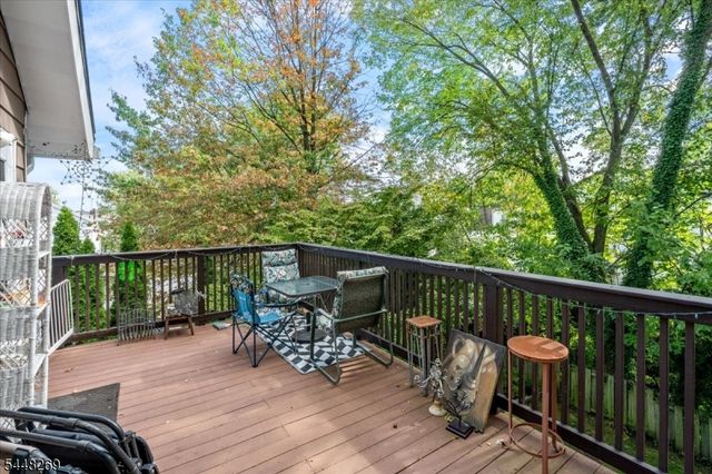 677 Willow Ave, Garwood Boro, NJ 07027