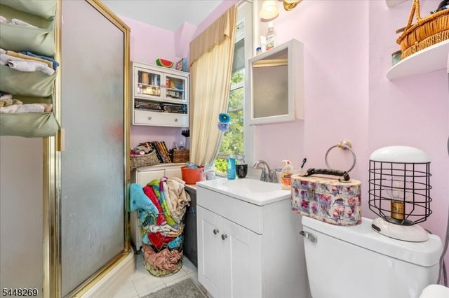 677 Willow Ave, Garwood Boro, NJ 07027