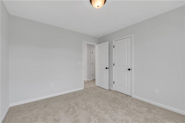 845 York Ally, Acworth, GA 30102