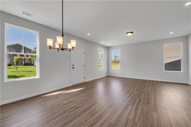 845 York Ally, Acworth, GA 30102