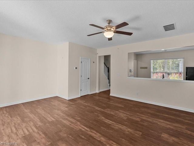 3967 Elizabeth Glen Way, Jamestown, NC 27282
