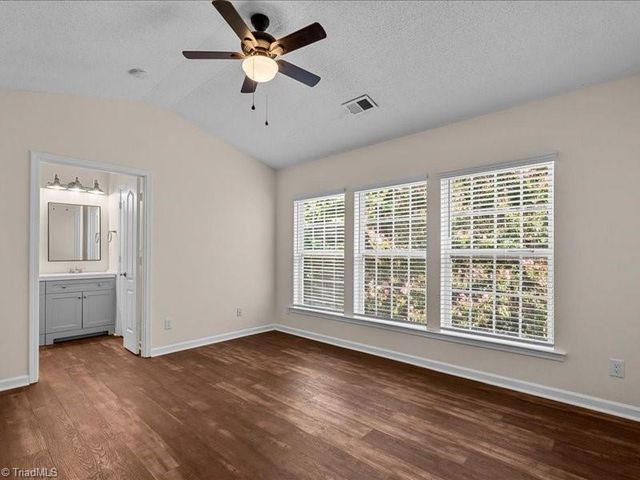 3967 Elizabeth Glen Way, Jamestown, NC 27282