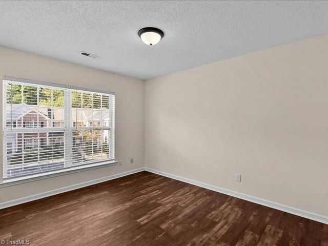 3967 Elizabeth Glen Way, Jamestown, NC 27282