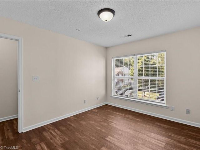 3967 Elizabeth Glen Way, Jamestown, NC 27282