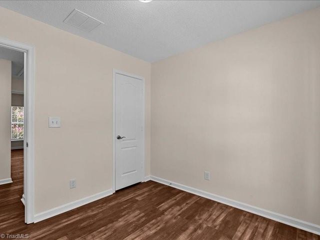 3967 Elizabeth Glen Way, Jamestown, NC 27282