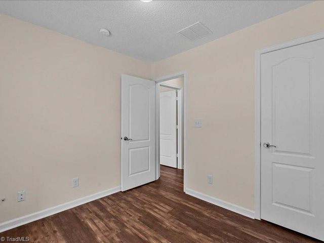 3967 Elizabeth Glen Way, Jamestown, NC 27282