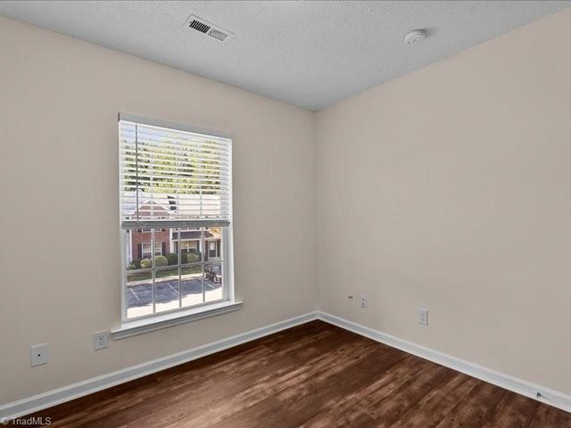 3967 Elizabeth Glen Way, Jamestown, NC 27282