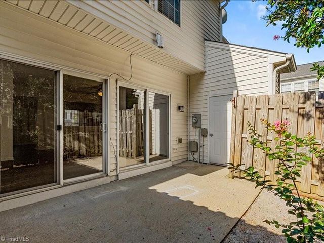 3967 Elizabeth Glen Way, Jamestown, NC 27282