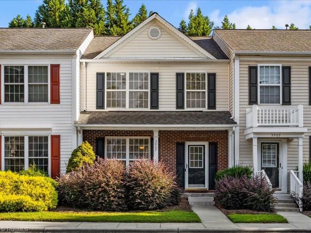 3967 Elizabeth Glen Way, Jamestown, NC 27282