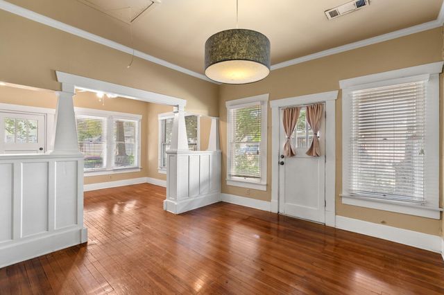 217 Teetshorn Street, Houston, TX 77009