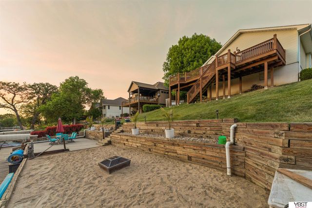 8887 Verdon Circle, Plattsmouth, NE 68048