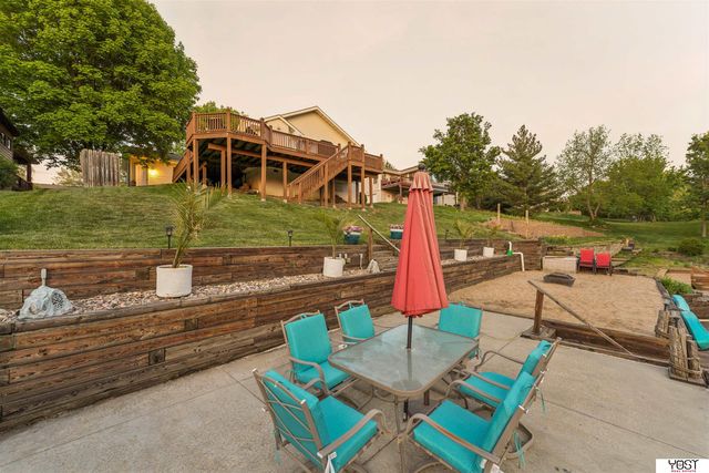 8887 Verdon Circle, Plattsmouth, NE 68048