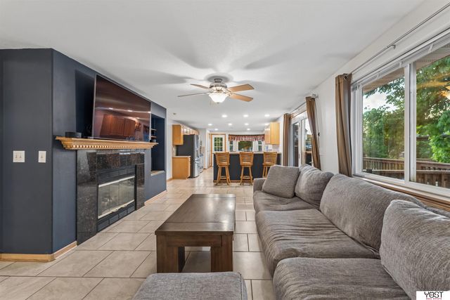 8887 Verdon Circle, Plattsmouth, NE 68048