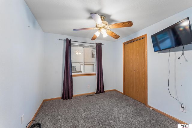 8887 Verdon Circle, Plattsmouth, NE 68048