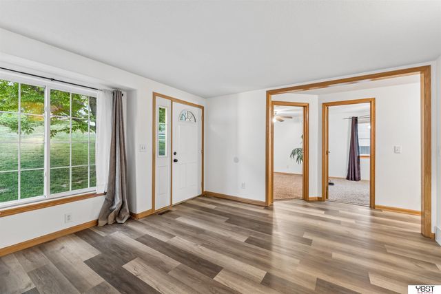 8887 Verdon Circle, Plattsmouth, NE 68048