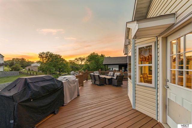 8887 Verdon Circle, Plattsmouth, NE 68048