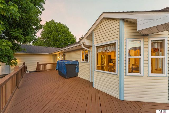 8887 Verdon Circle, Plattsmouth, NE 68048