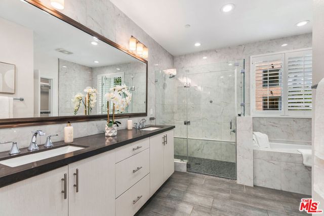 12550 W Fielding Circle 2, Playa Vista, CA 90094