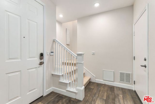 12550 W Fielding Circle 2, Playa Vista, CA 90094