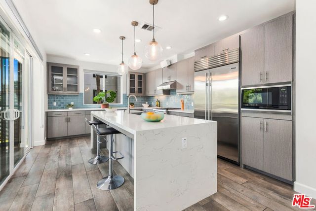 12550 W Fielding Circle 2, Playa Vista, CA 90094