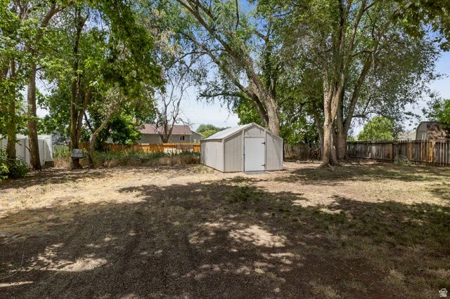213 KING ST, Layton, UT 84041