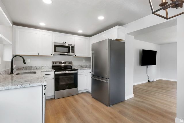 213 KING ST, Layton, UT 84041
