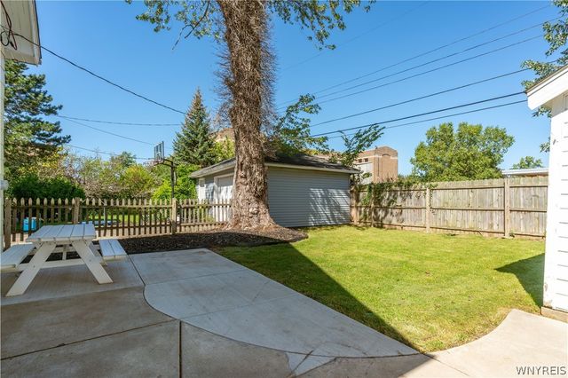 82 Crosby Avenue, Tonawanda, NY 14217