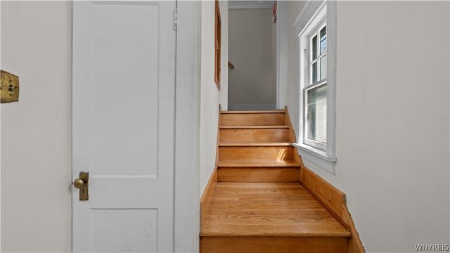 82 Crosby Avenue, Tonawanda, NY 14217