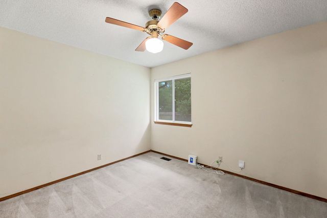 6525 E 39th Ct., Wichita, KS 67226
