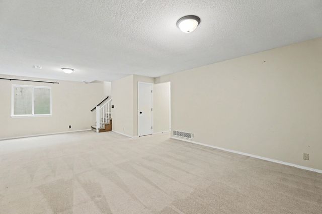 6525 E 39th Ct., Wichita, KS 67226