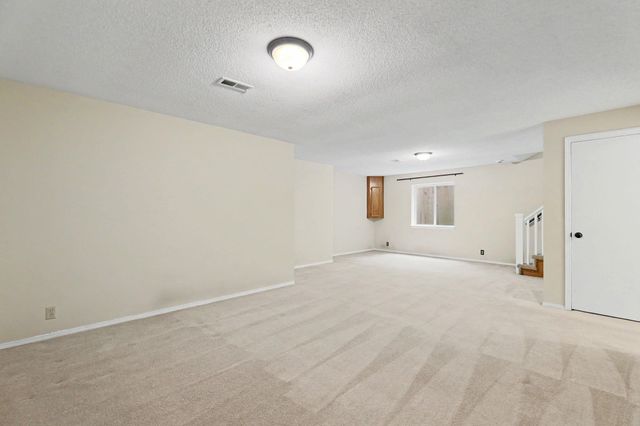 6525 E 39th Ct., Wichita, KS 67226